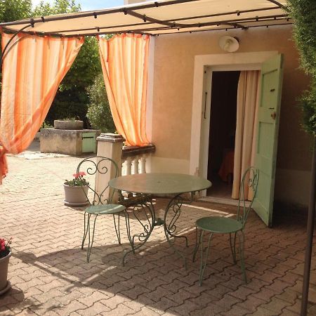 Mas La Cigaliere Bed & Breakfast Venasque Exterior photo