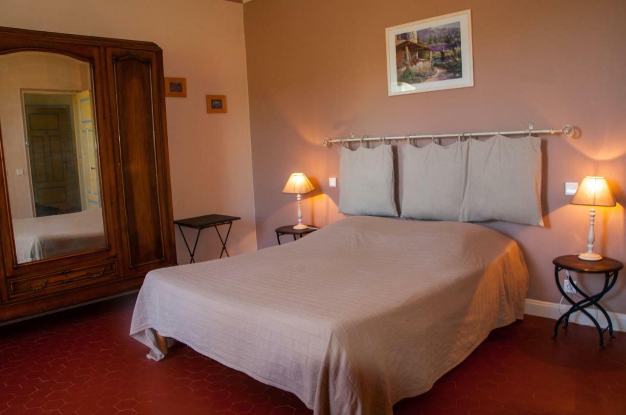 Mas La Cigaliere Bed & Breakfast Venasque Exterior photo