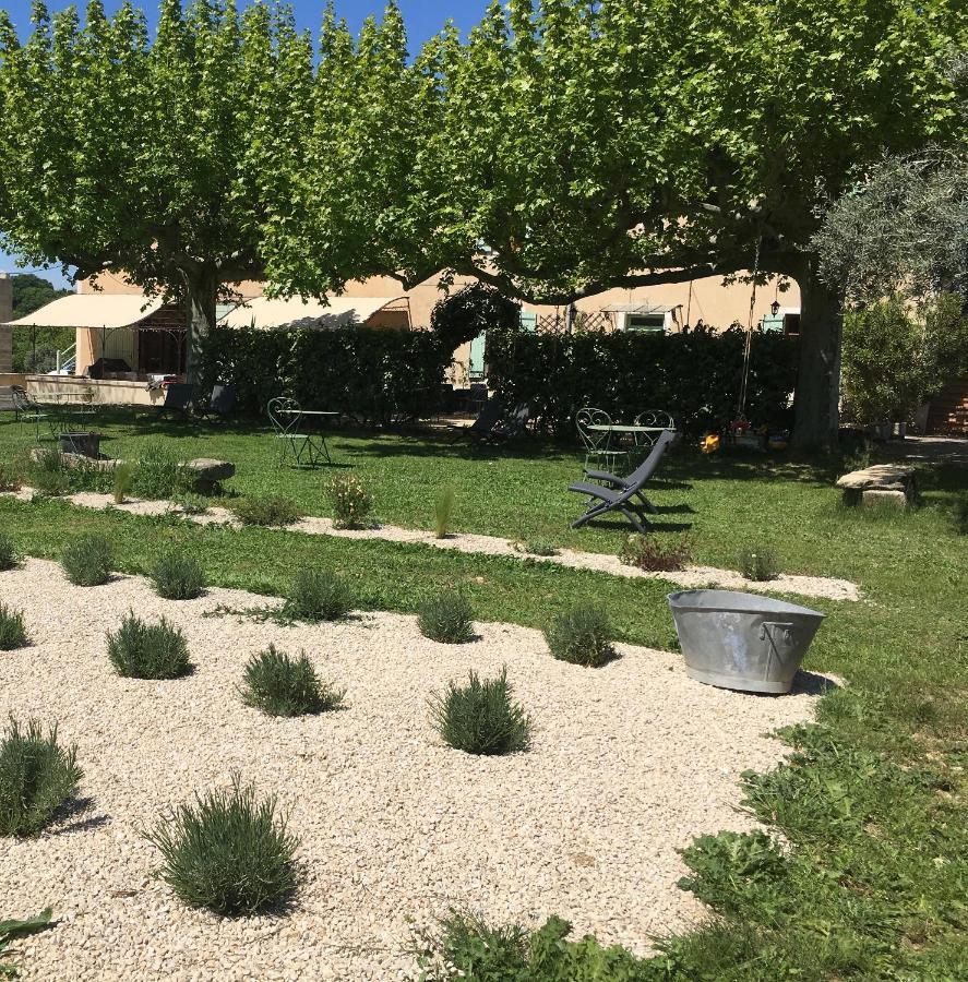 Mas La Cigaliere Bed & Breakfast Venasque Exterior photo